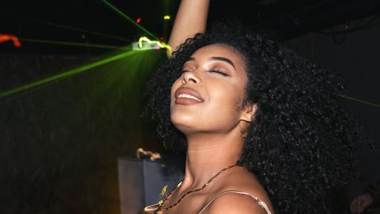 Bronzeamento a jato para eventos especiais: Dicas para estar radiante em ocasiões importantes